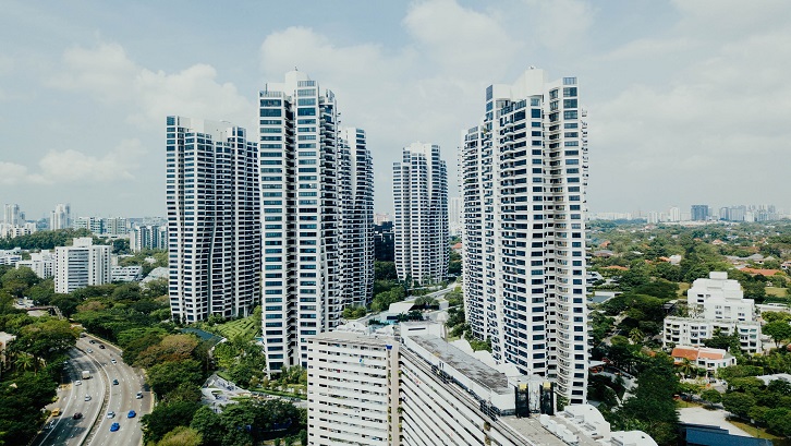 Mixed-use merujuk kepada bangunan multi-fungsi yang mampu mengakomodasi beberapa fungsi sekaligus. Sumber: Unsplash - CHUTTERSNAP
