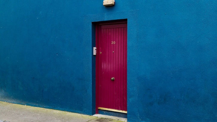 9 Model Pintu Depan Rumah yang Cocok untuk Berbagai Gaya Desain Rumah