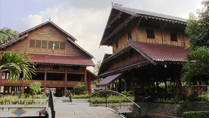 Alt Text - Asal Usul Rumah Adat Sulawesi Tenggara (1)