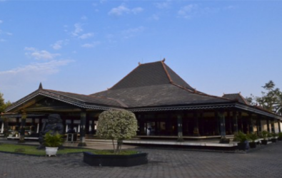 Alt Text - Mengenal Rumah Adat Yogyakarta dan Ciri Khasnya